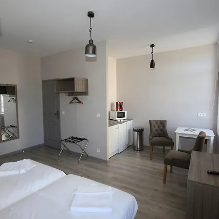 L'hotel De France 3*