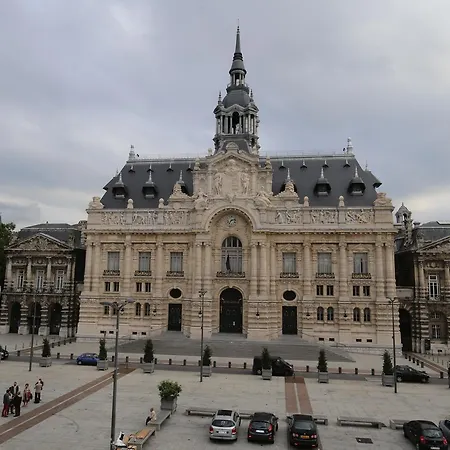 L'hotel De France 아파트호텔 루베