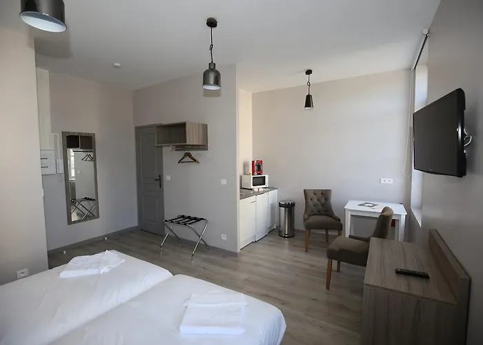 L'hotel De France 3*